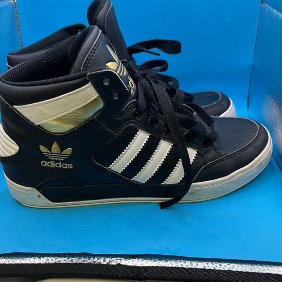Adidas Hard Court Black/White/Gold size 6 Casual Sneakers - Picture 5 of 9